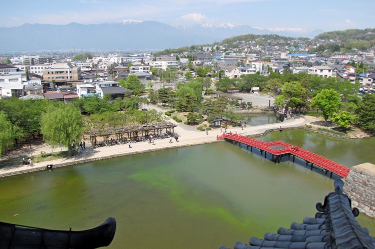 Het uitzicht vanaf kasteel van Matsuyama